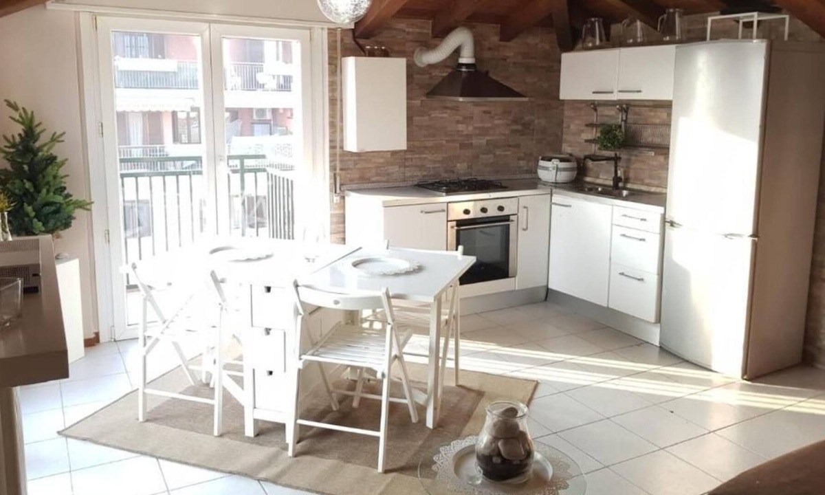 Bruzzano Apartment | Leonardo Da Vinci Apartment