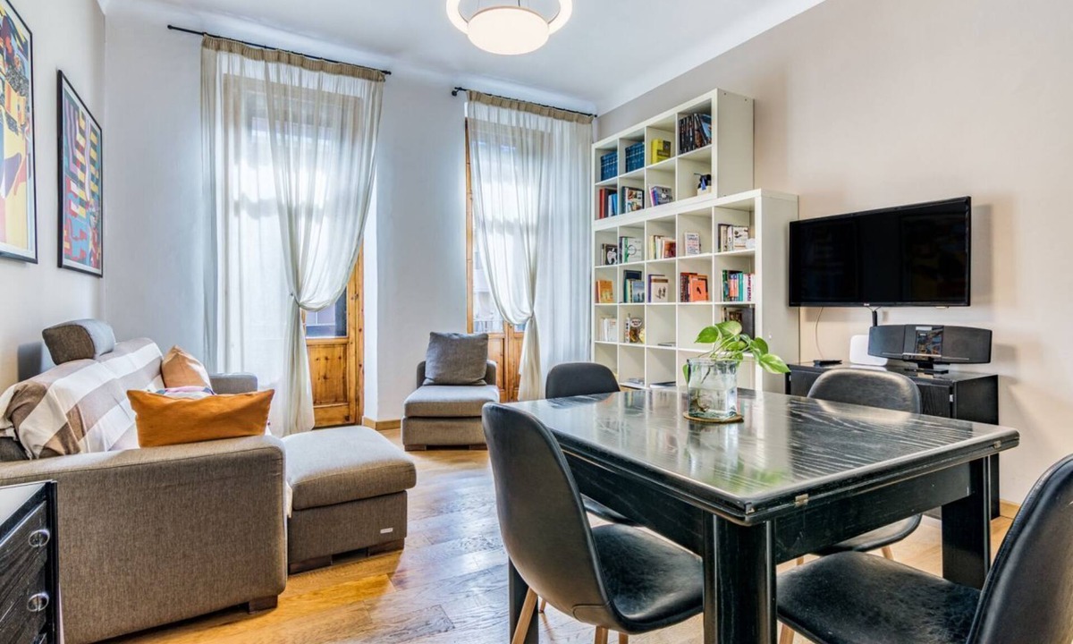 Zona Farini Apartment | Lepontina Apartment