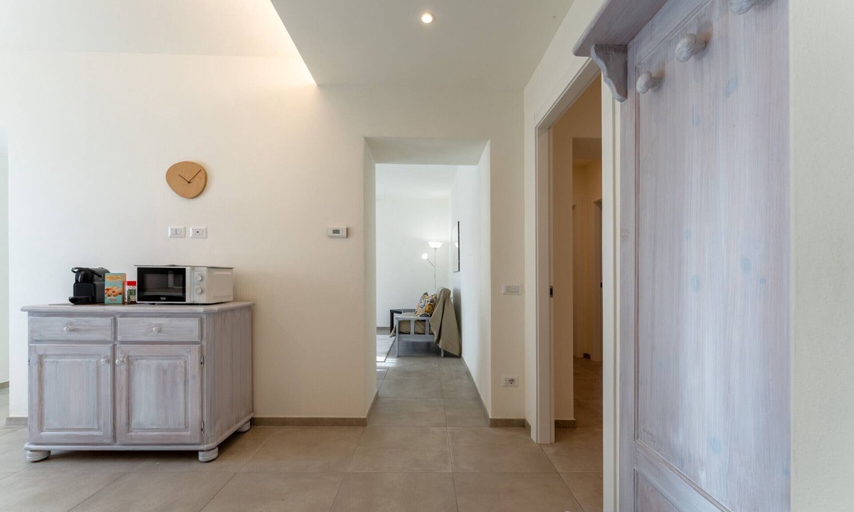 Osigo Apartment | Lighthful Apartment in Valbrona by Wonderful Italy
