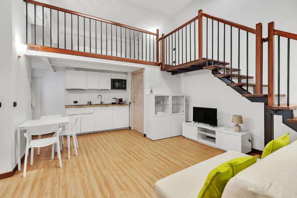Tricolore Apartment | Loft Margarita