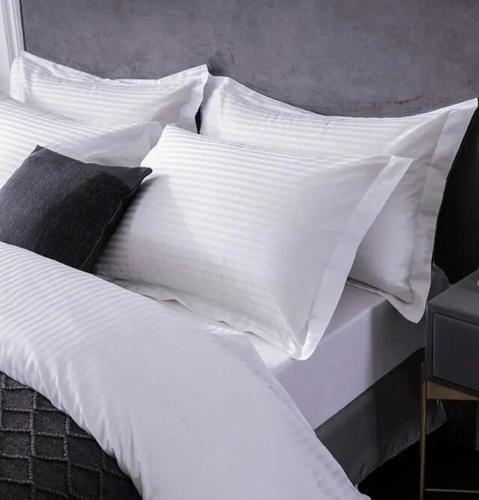 Albate Apartment | Lora apartment,free private parking, self check in