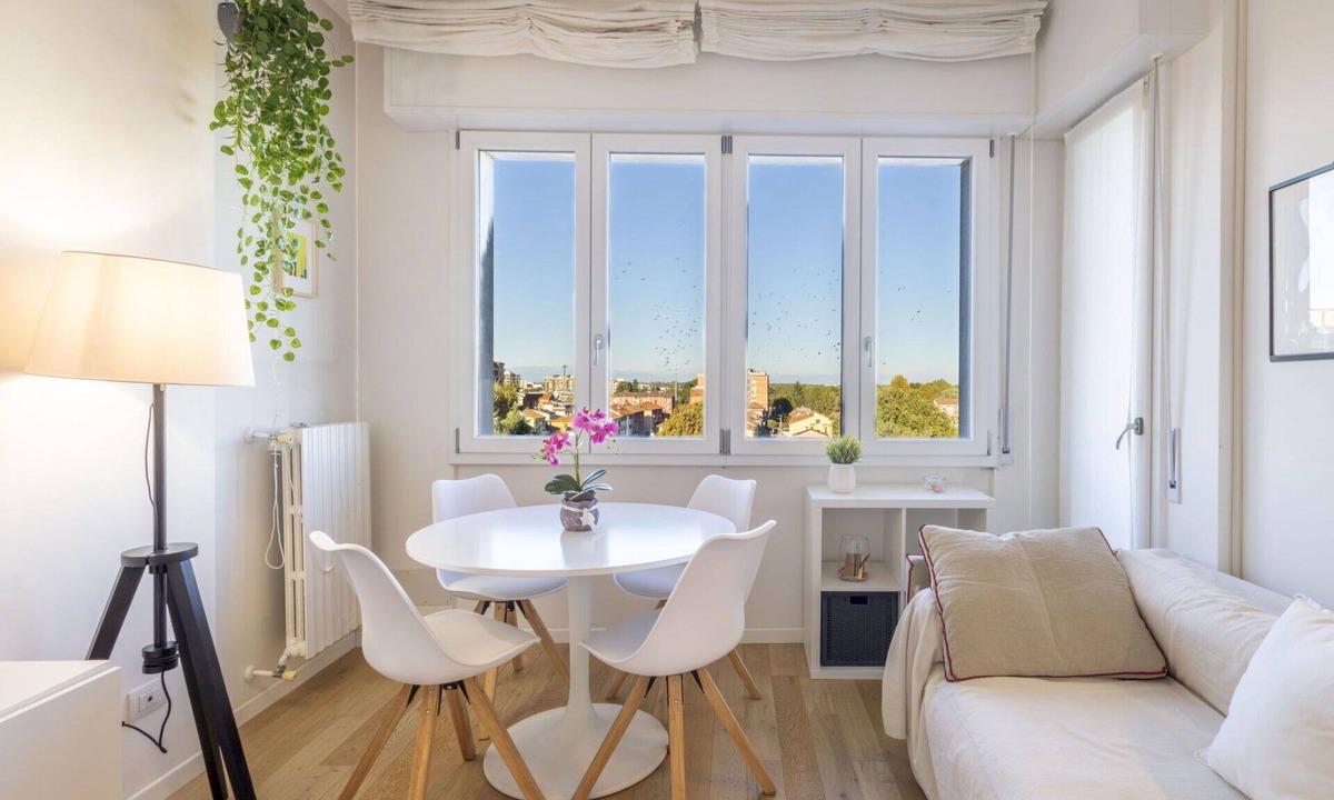 San Donato Milanese Apartment | Lovely apartment for 2 guests with A/C, WIFI, TV, balcony and pets allowed