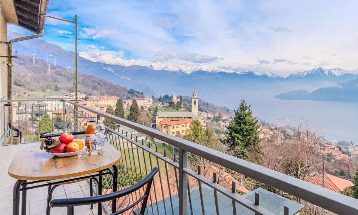 Vignola Apartment | Lovely apartment for 4 people with WIFI, TV, balcony and pets allowed