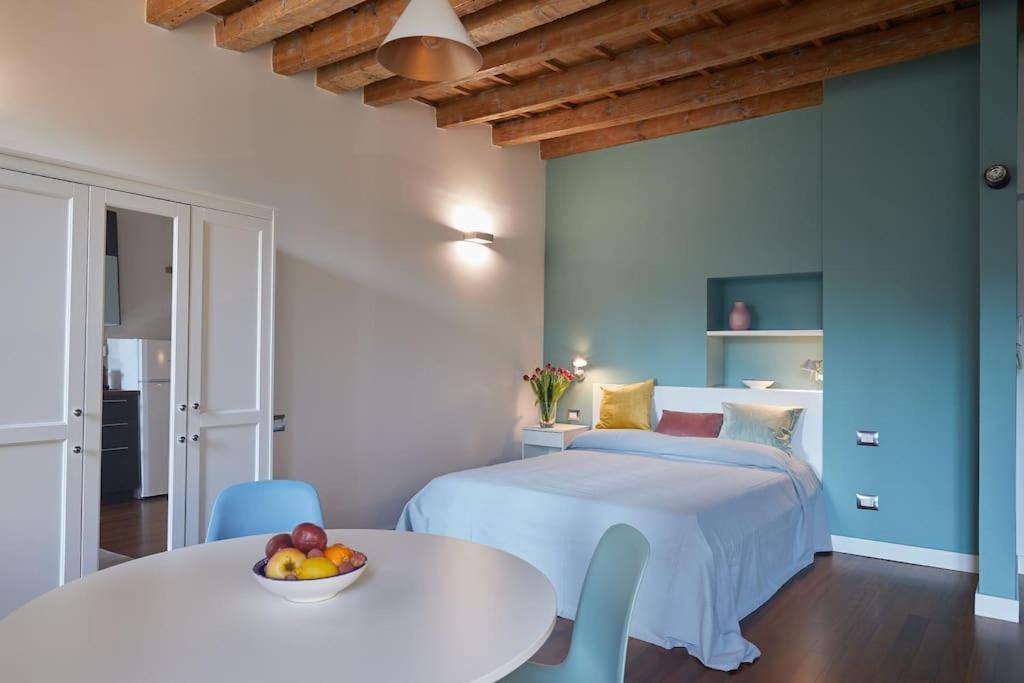 Porta Tenaglia Apartment | Lovely flat with park view