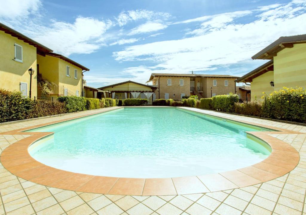 Crociale House | Luxurious Holiday Home in Lombardy with Swimming Pool