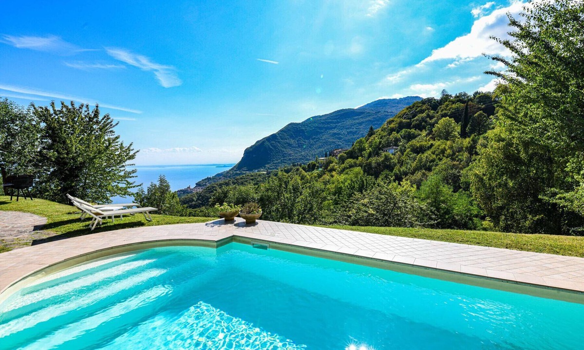 Gardola House | Malga Mary: in the nature with pool only for you and the owner