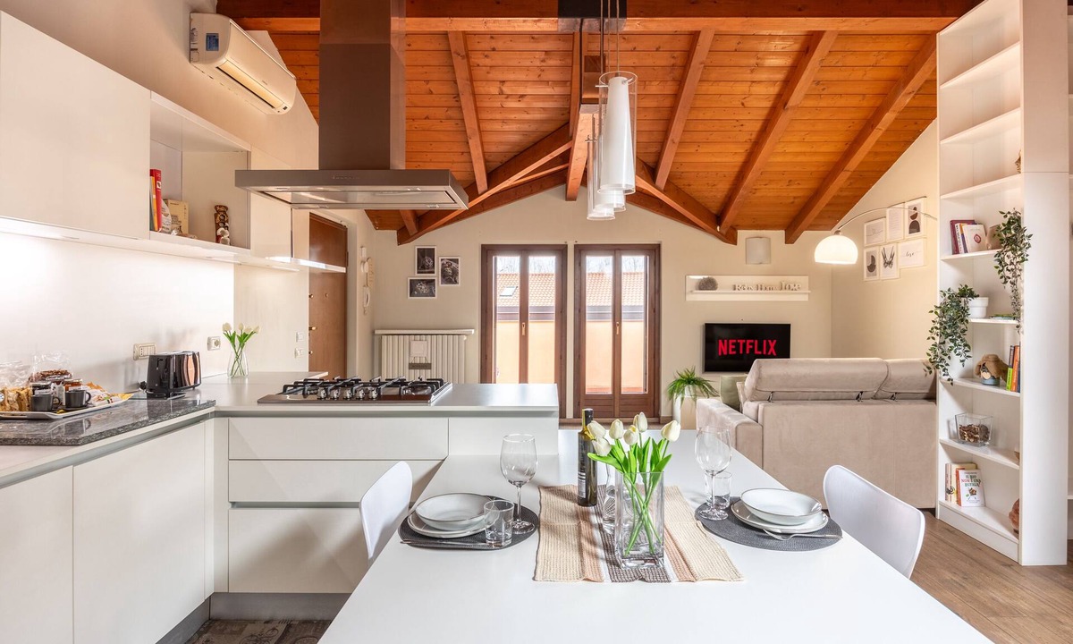 Corbetta House | [malpensa airport-Rho Fair-San Siro stadium] Dodo' Suite Milan Elegante