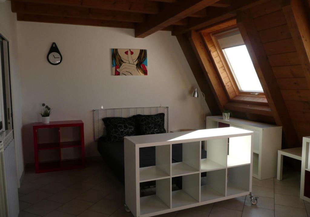 Travedona-Monate Apartment | Mansarda Travedona Monate (VA) per vacanza situata vicinissimo lago Monate e Maggiore Monate