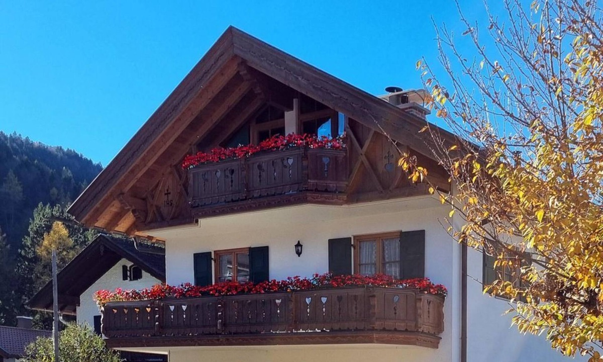 Mittenwald Apartment | "Mathilde" - Apartment/3 bedrooms/shower, WC - Gamsanger, house