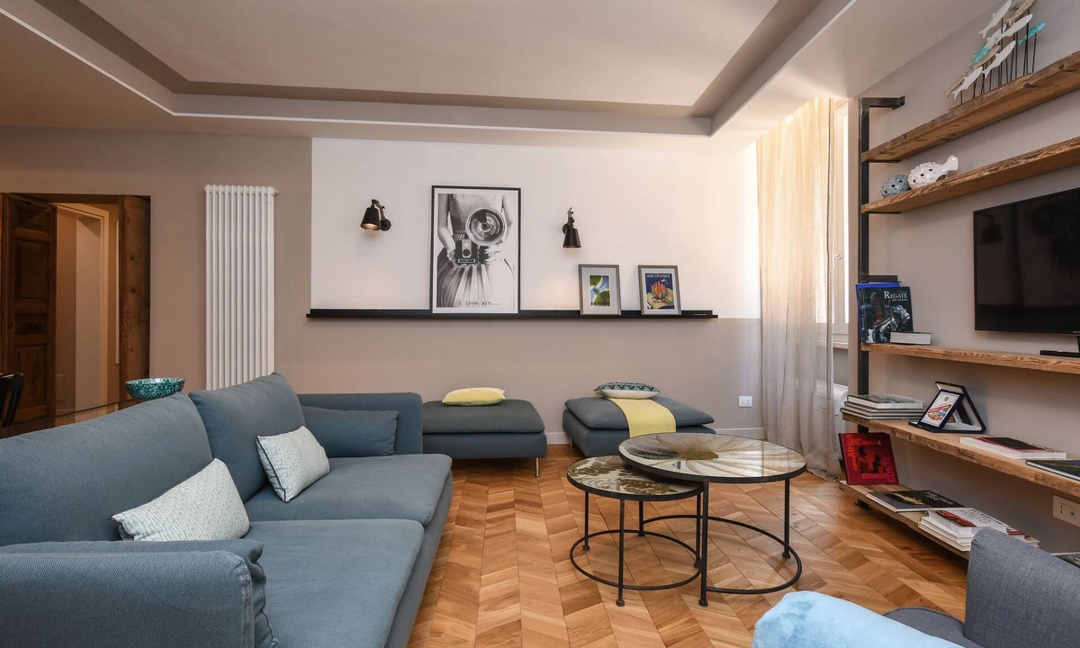 Salo Apartment | Modern Apartment by the Lake