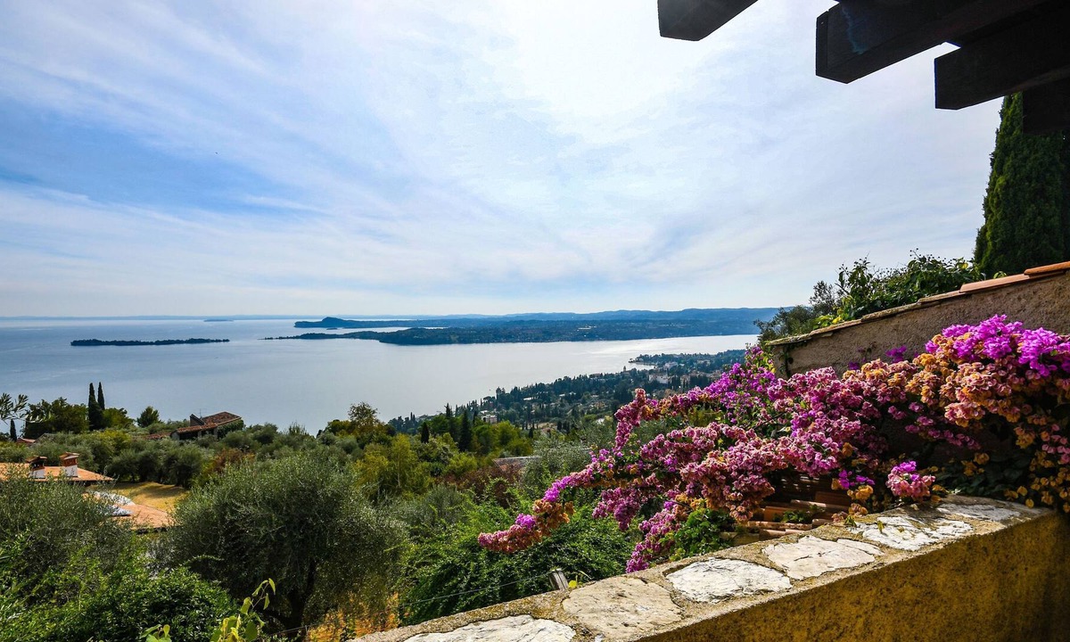 Villa Dolcevita Gardone Riviera | Gardone Riviera