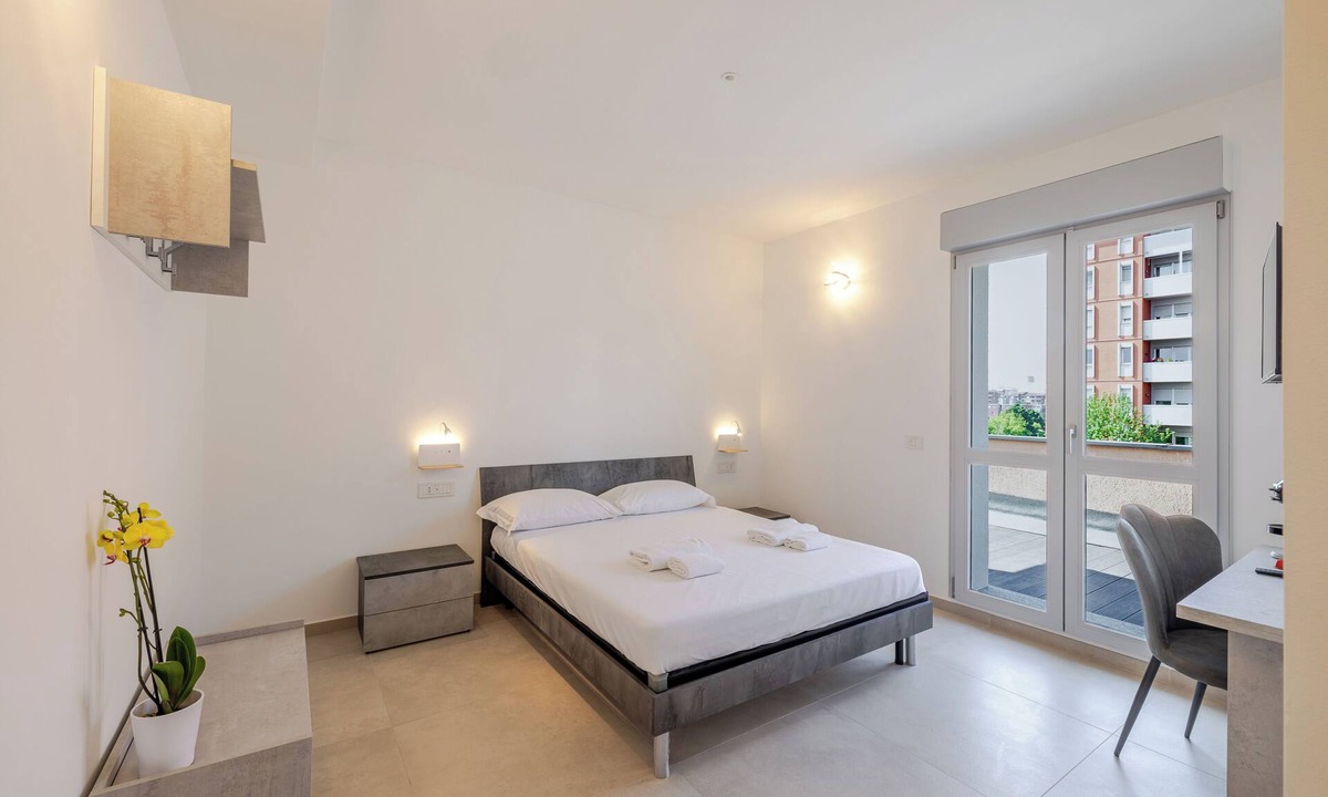 Trezzano sul Naviglio Apartment | NEW Private room with bathroom and balcony no kitchen 20 minutes from Milan 6