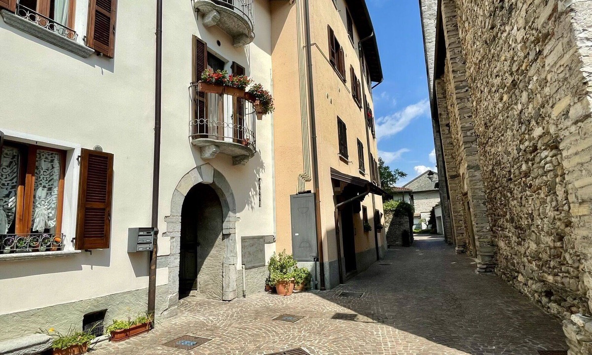 Domaso Apartment | Nice apartment for 4 people with WIFI and balcony