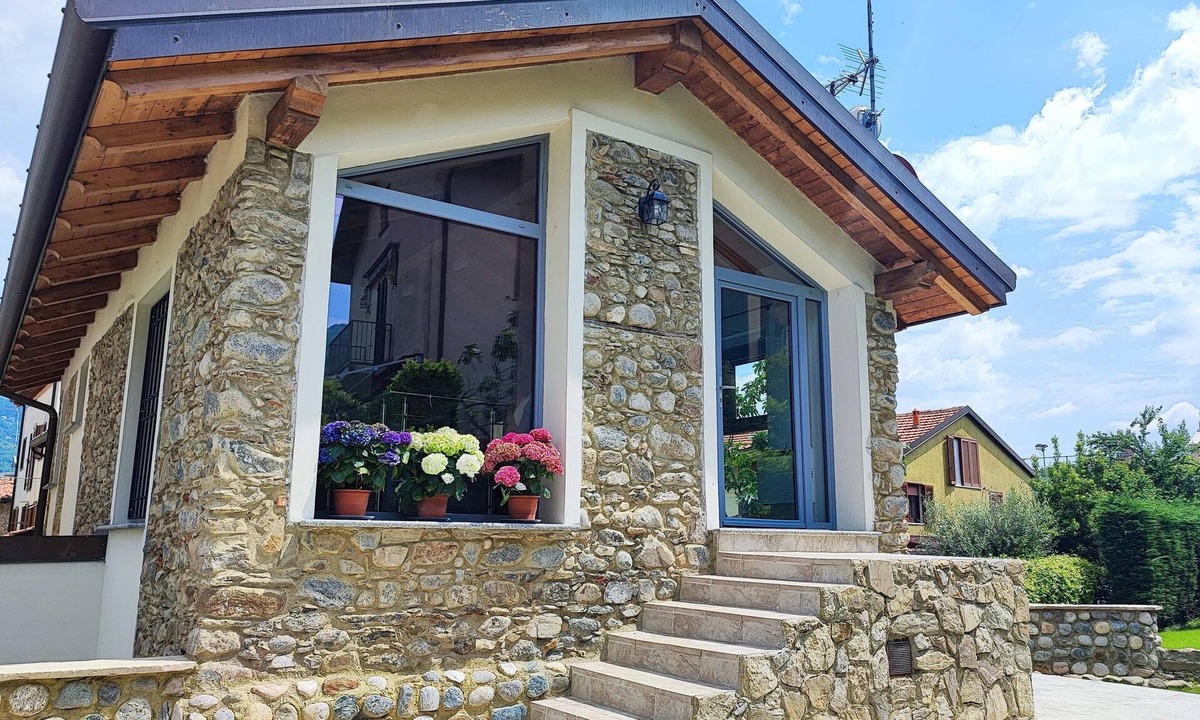 Valgreghentino Villa | Olia House: oasis on Lake Como that combines tradition and comfort