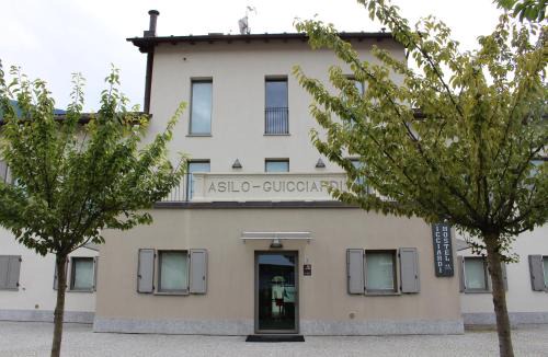 Valtellina Hostel | Ostello Guicciardi