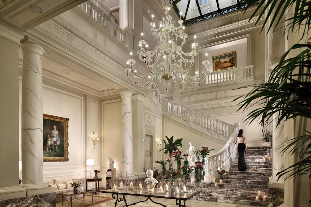 Porta Nuova Hotel | Palazzo Parigi Hotel & Grand Spa - LHW
