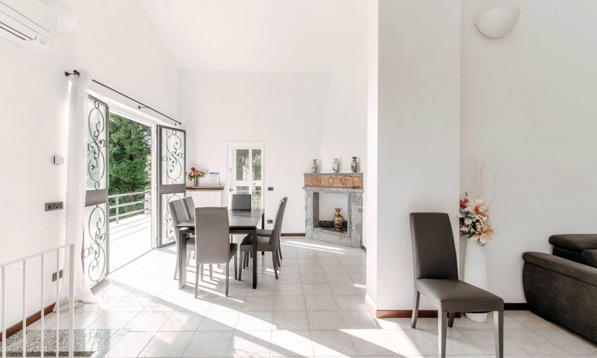 Montorfano House | Panoramic villa (Montorfano Garden & Lake View)