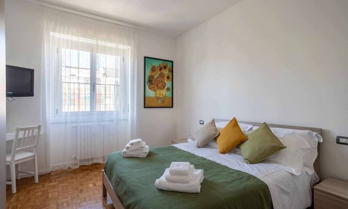 Ortica Apartment | [Parking & Comfort] NEW Spacious Apt up to 8 Pax