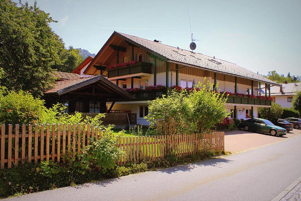 Silberberg House | Pension Weigert