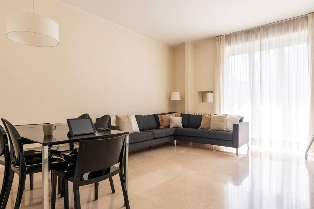 Centro Direzionale Apartment | Pirelli - Flexyrent WiFi - A.C.