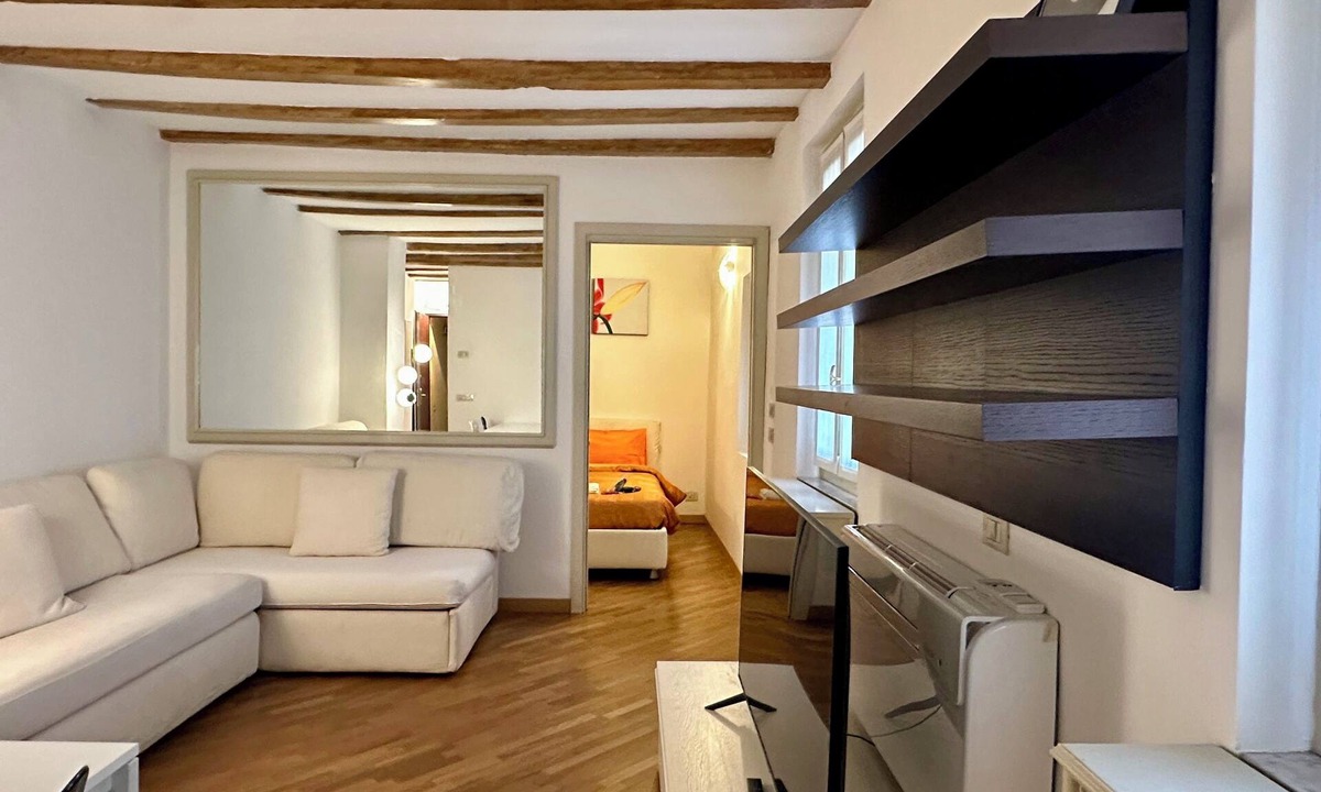 San Marco Apartment | Pontaccio 4 Bilo - One Bedroom Apartment, Sleeps 4