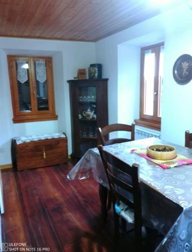 Campodolcino Apartment | Porta sul lago