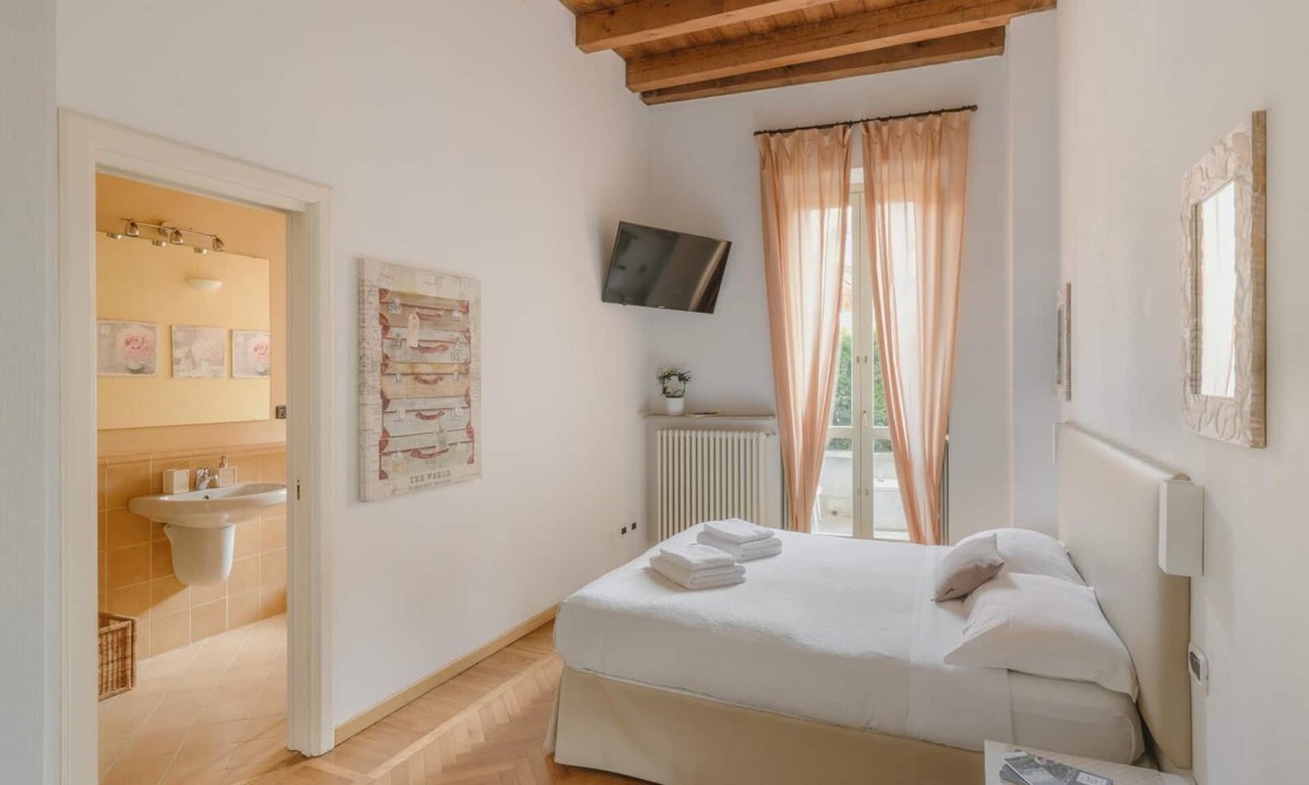 Borgo San Leonardo Hostel | Private family space