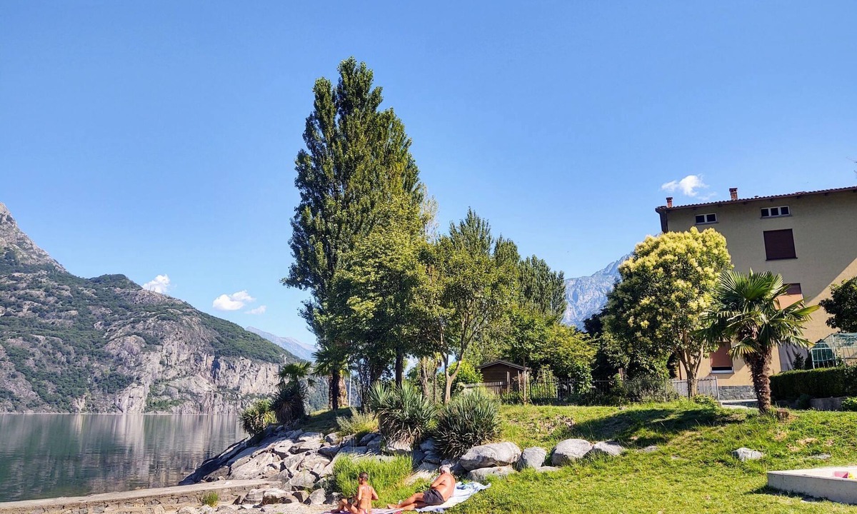 Verceia Apartment | Punto Lago by Interhome