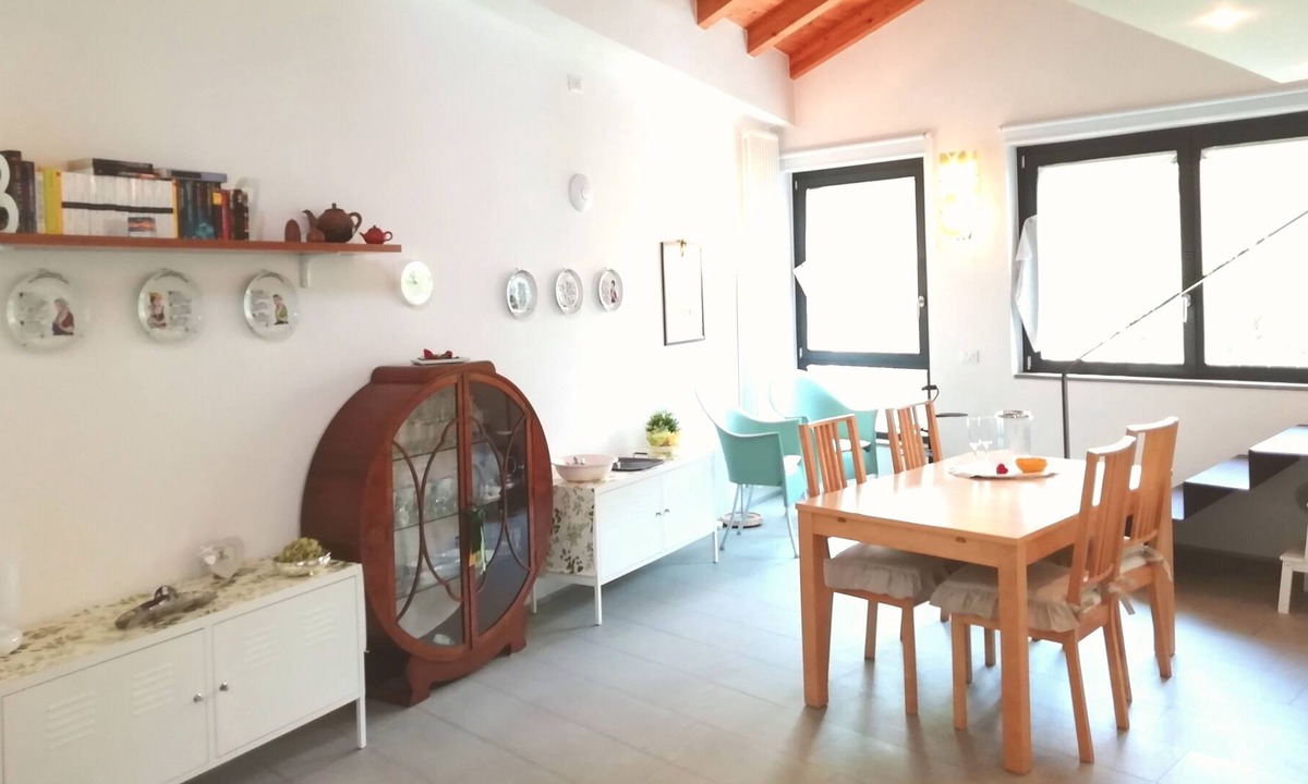 Lovere House | Refined and romantic SINGLE HOUSE on two floors at 500 mt. from the center and from the lake