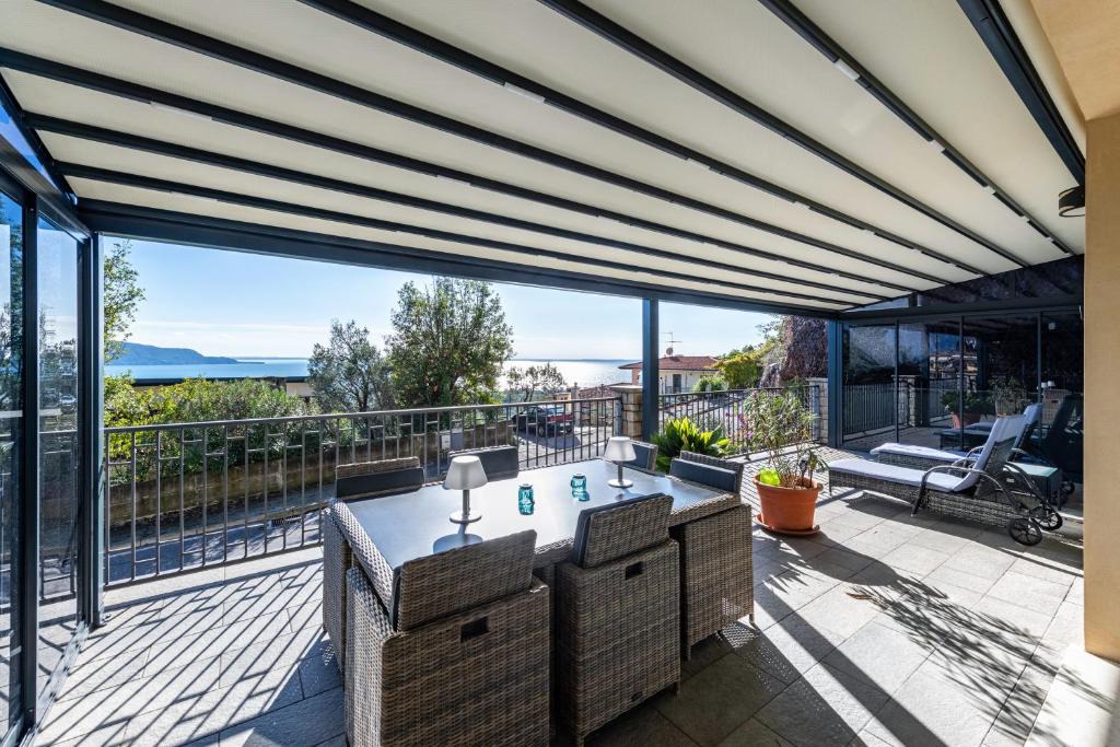Pulciano Apartment | Residence Virgilio Green