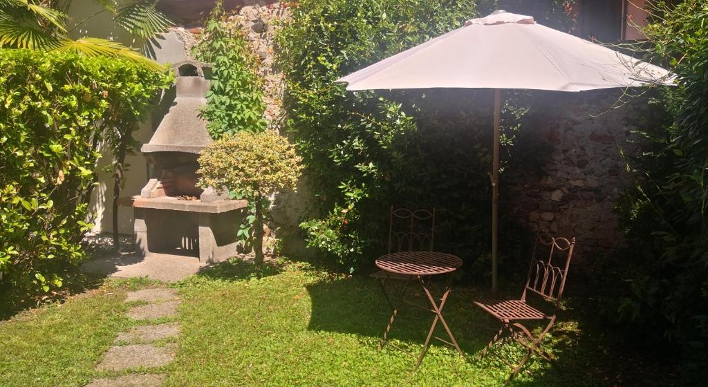 Angera House | Residenza Esse