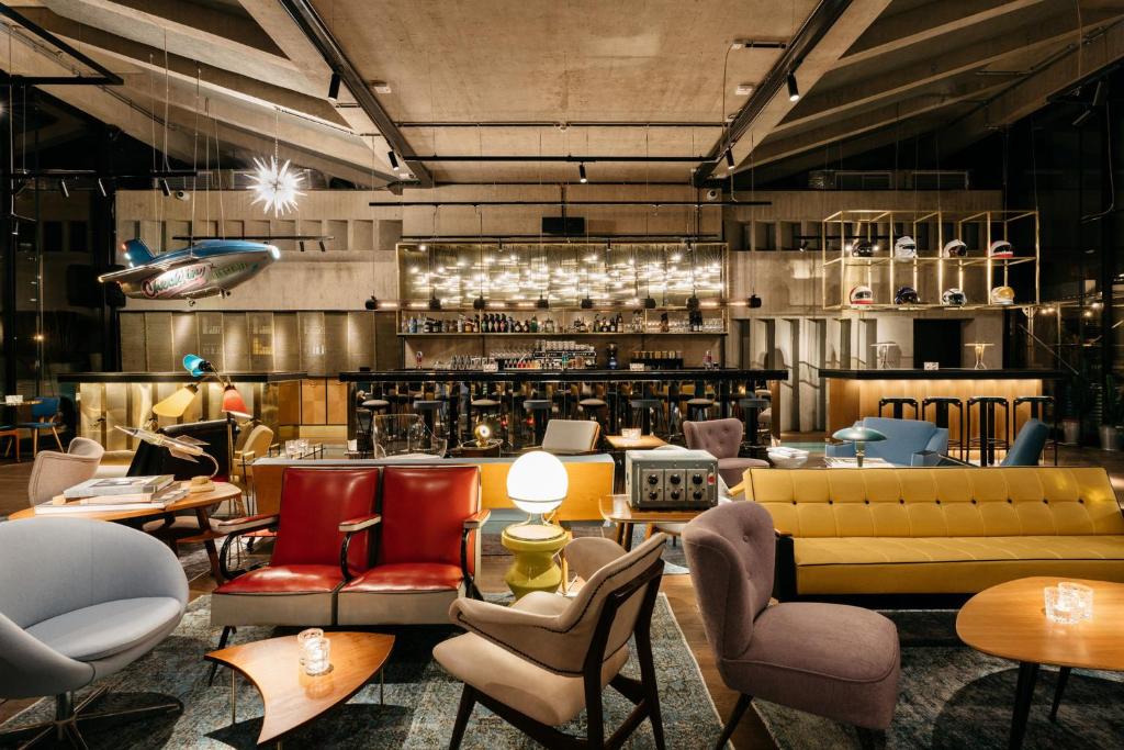 Dusseldorf Old Town Hotel | Ruby Luna Hotel Dusseldorf by IHG