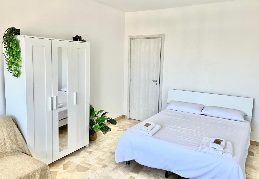 Cinisello Balsamo Apartment | Skyscraper 11
