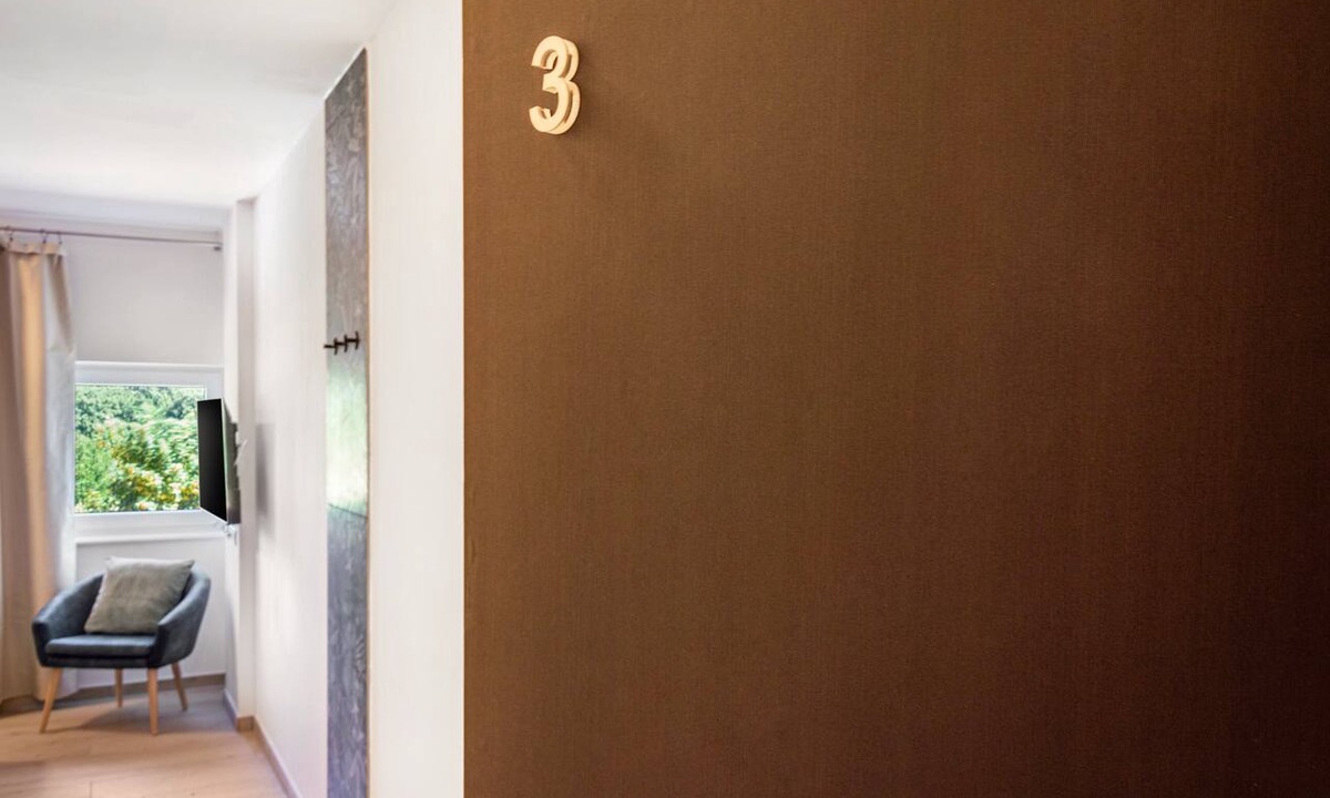 Parsberg Apartment | Studio Apartment '3' with Wi-Fi