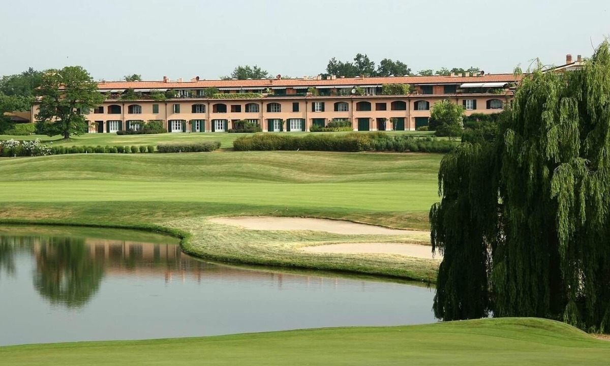 Olgiate Olona Apartment | Studio at the Le Robinie Golf Club