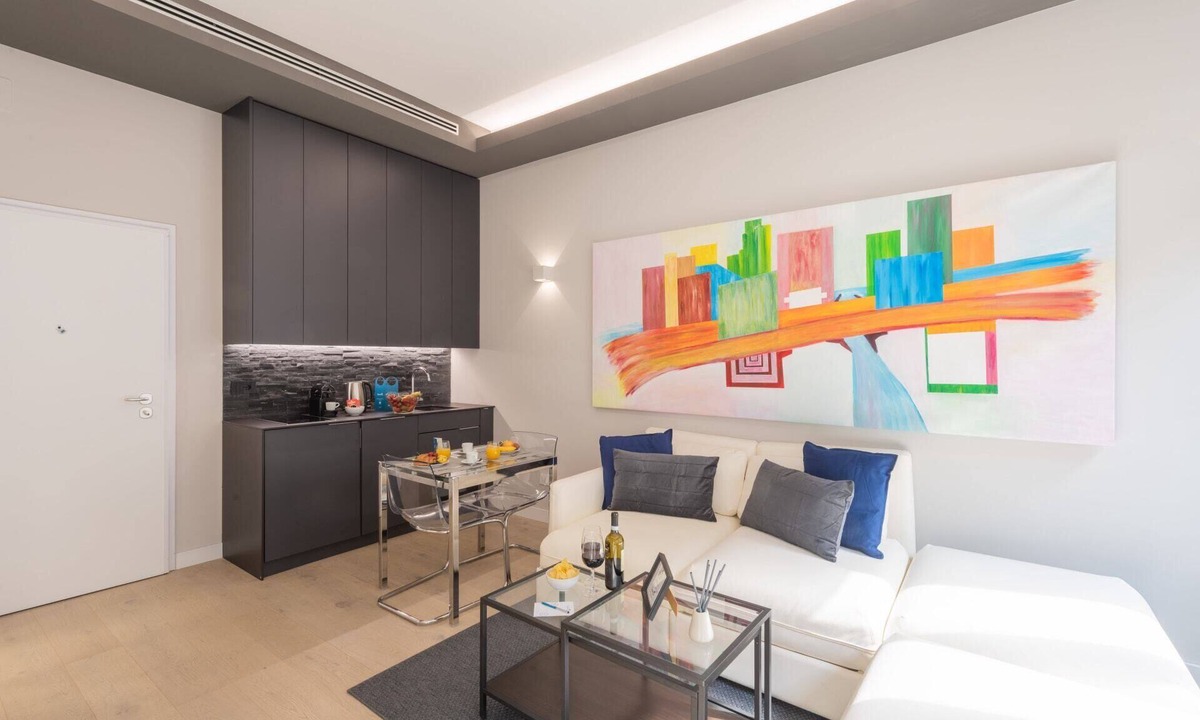 Milan Centre Apartment | Sweett | Duomo 2B - One Bedroom Apartment, Sleeps 3