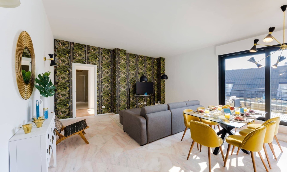 Milan Centre Apartment | Sweett | Duomo View II