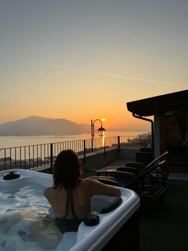 Predore Apartment | Terrazza sulle mura