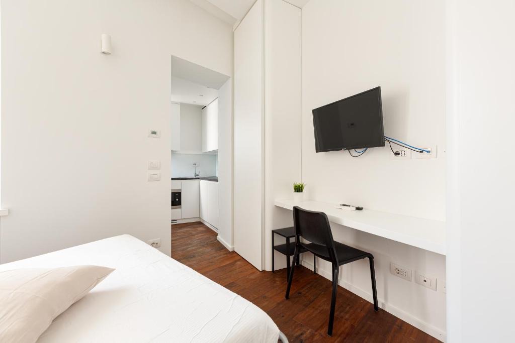 Ponte Seveso Apartment | Tiny Apt near Central Station