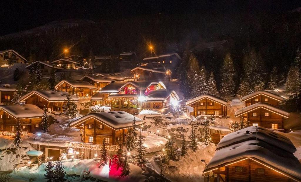 Teola Ski Chalet | Top-Class Chalet Teola in Park Chalet Village