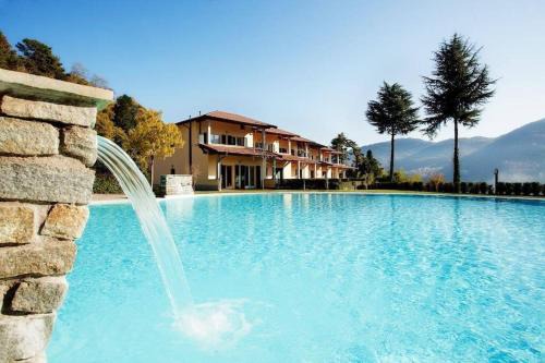 Tremezzo Apartment | TREMEZZO RESIDENCE 2-1 of 11 apartments in an exclusive residence by Italian Apartments