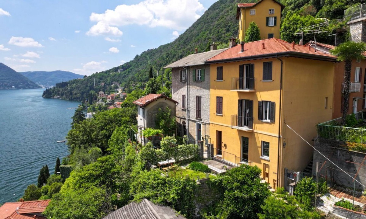 Moltrasio Apartment | Up & Up - MyHomeinComo