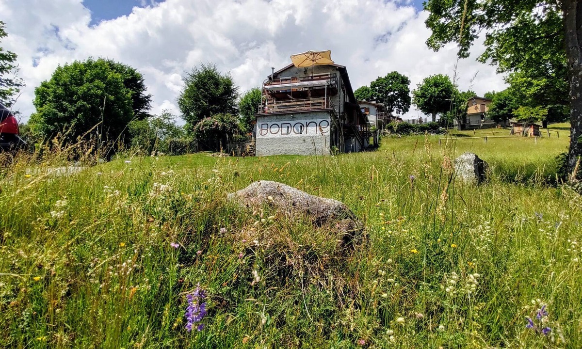 Peglio House | Vacation home Giulia by Interhome