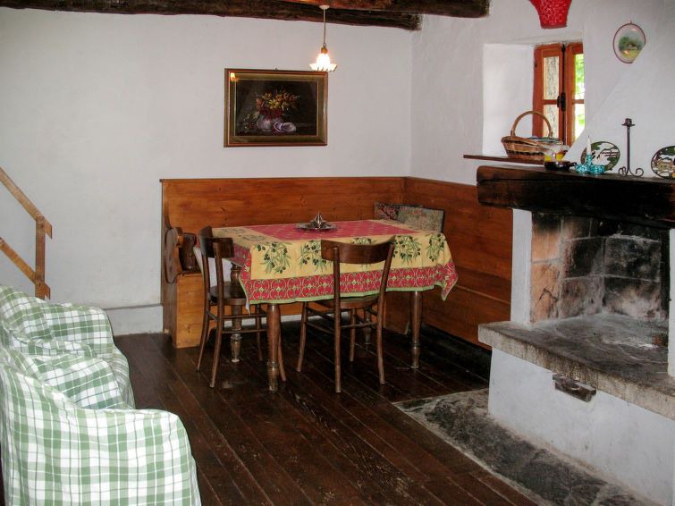Stazzona House | Vacation home Rustico Della Costa (SZZ300) in Stazzona Germasino - 4 persons, 2 bedrooms
