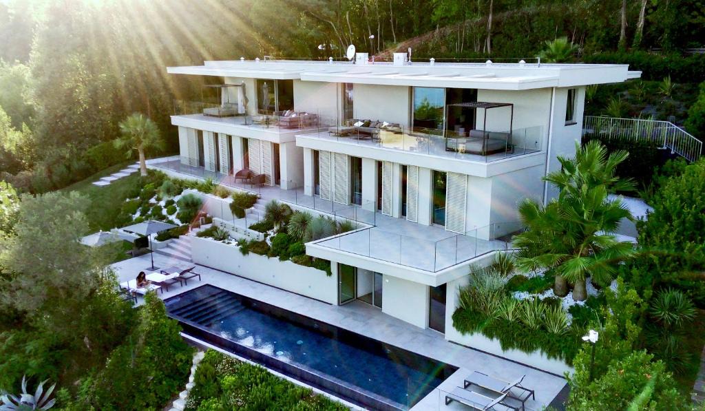 Salo Villa | Villa Acquariva Garda Lake Spa & Pool