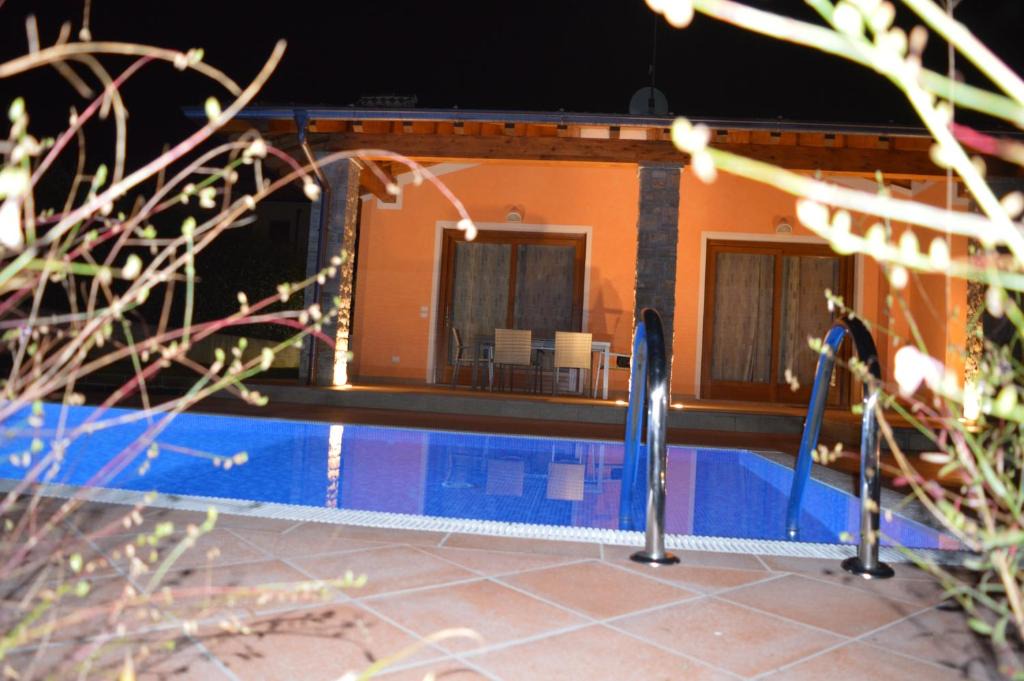 Manerba del Garda Villa | Villa Artemia