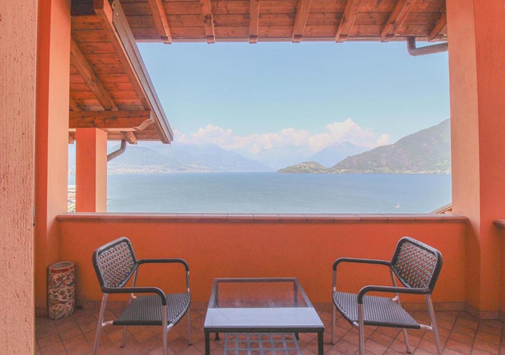 Calozzo Villa | Villa Buena Vida