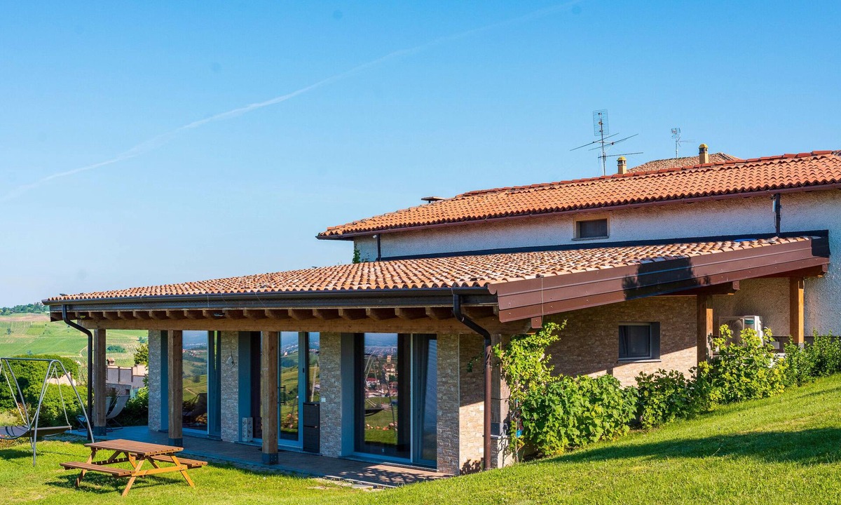 Torrone Villa | Villa 'Elios' with Mountain View, Wi-Fi and Air Conditioning