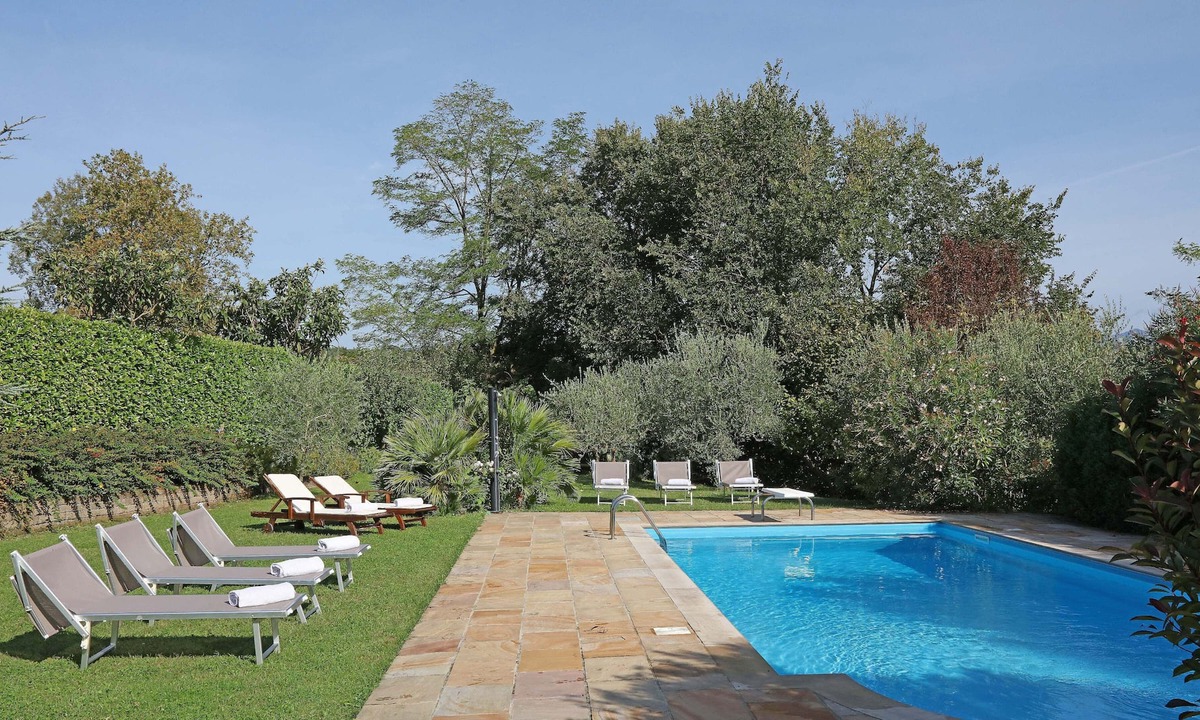 Polpenazze del Garda Villa | Villa Girasole - Four Bedroom Villa, Sleeps 10