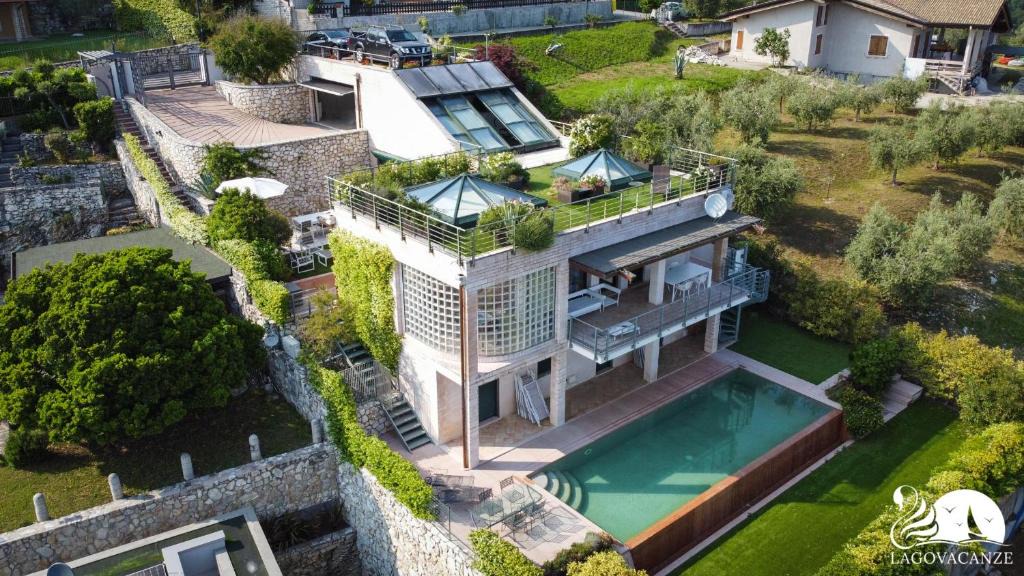 Villanuova sul Clisi Villa | Villa Livia Luxury